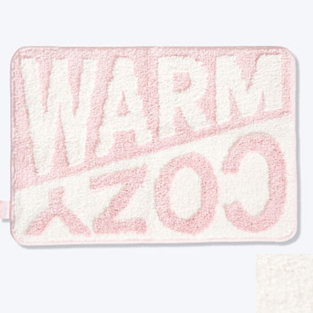 Warm and cozy bath mat